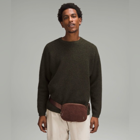 NWT Lululemon Fleece Everywhere Belt Bag 1L Brown With Gold Hardware - Picture 12 of 12